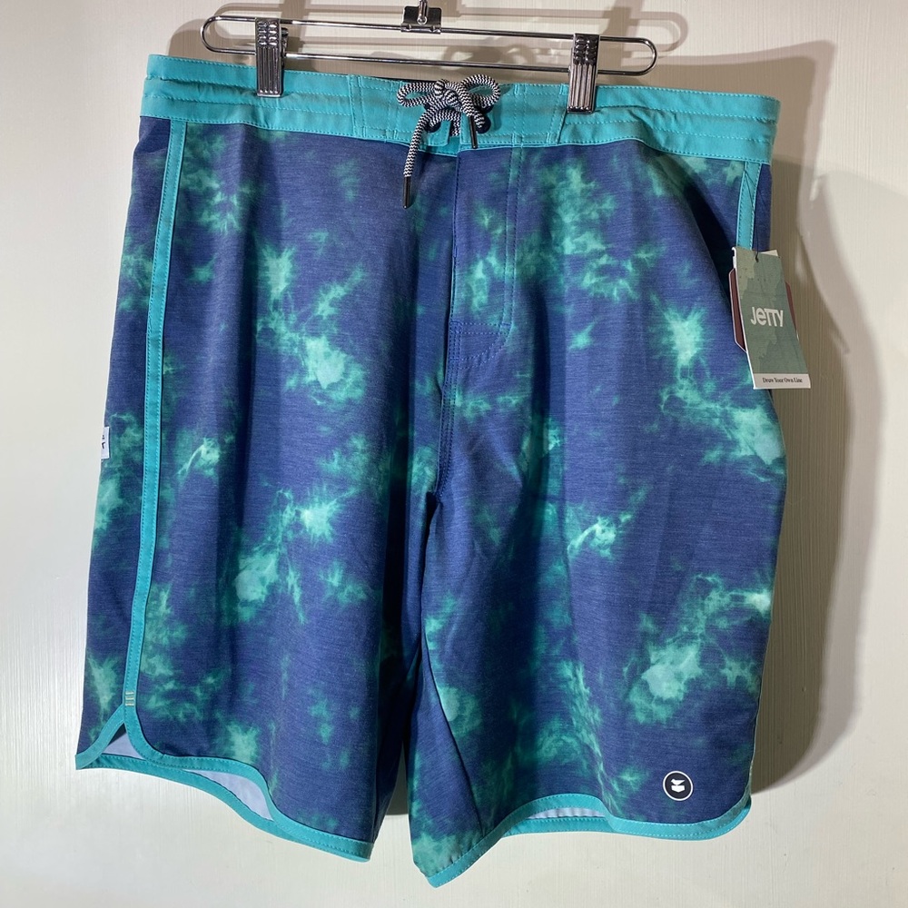 Jetty - mens size 32 boardshort